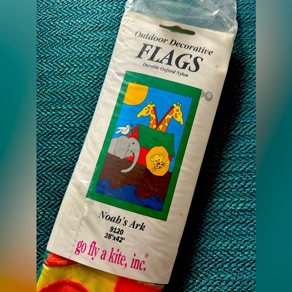 Vintage Noah’s Ark Outdoor Nylon Embroidered Flag‎ Banner 28x42 NWT Sealed